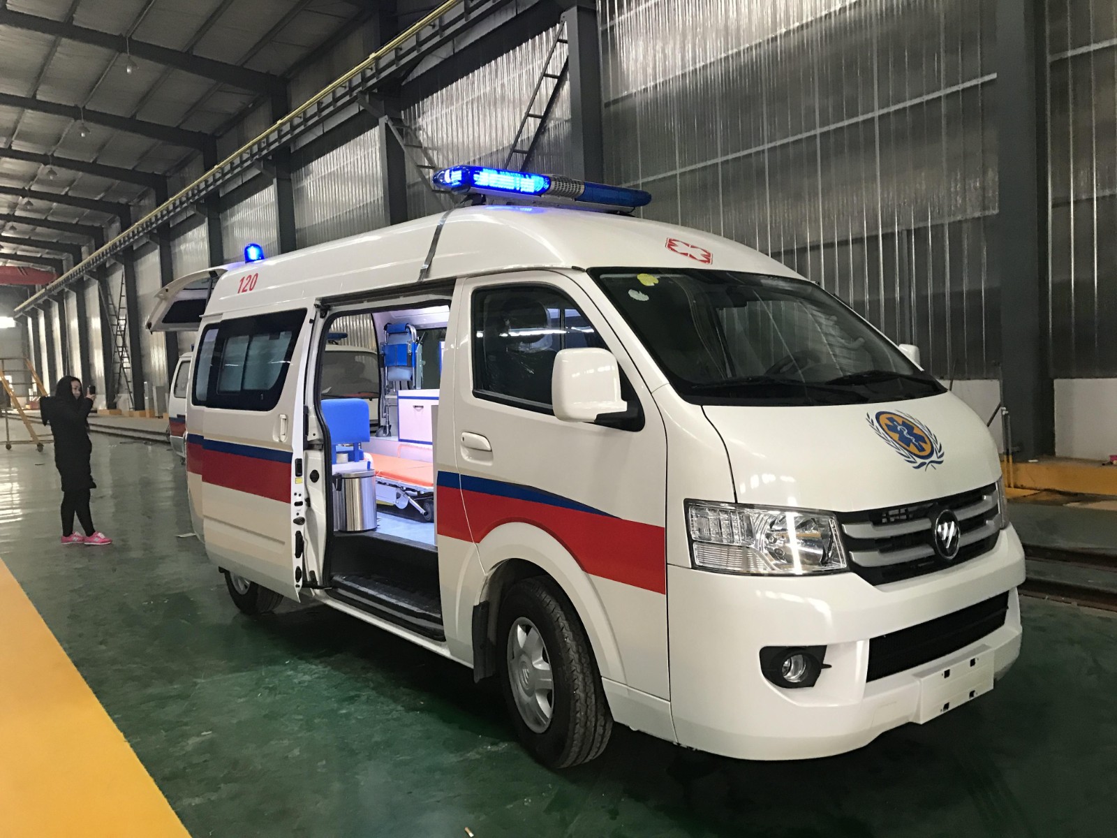 太白县救护车转院